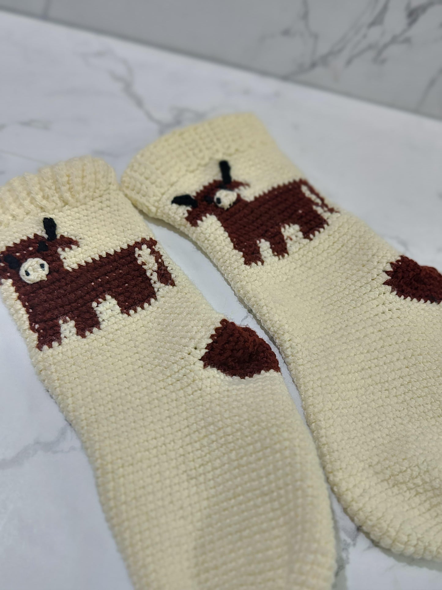 Highland Cow Socks Crochet Pattern