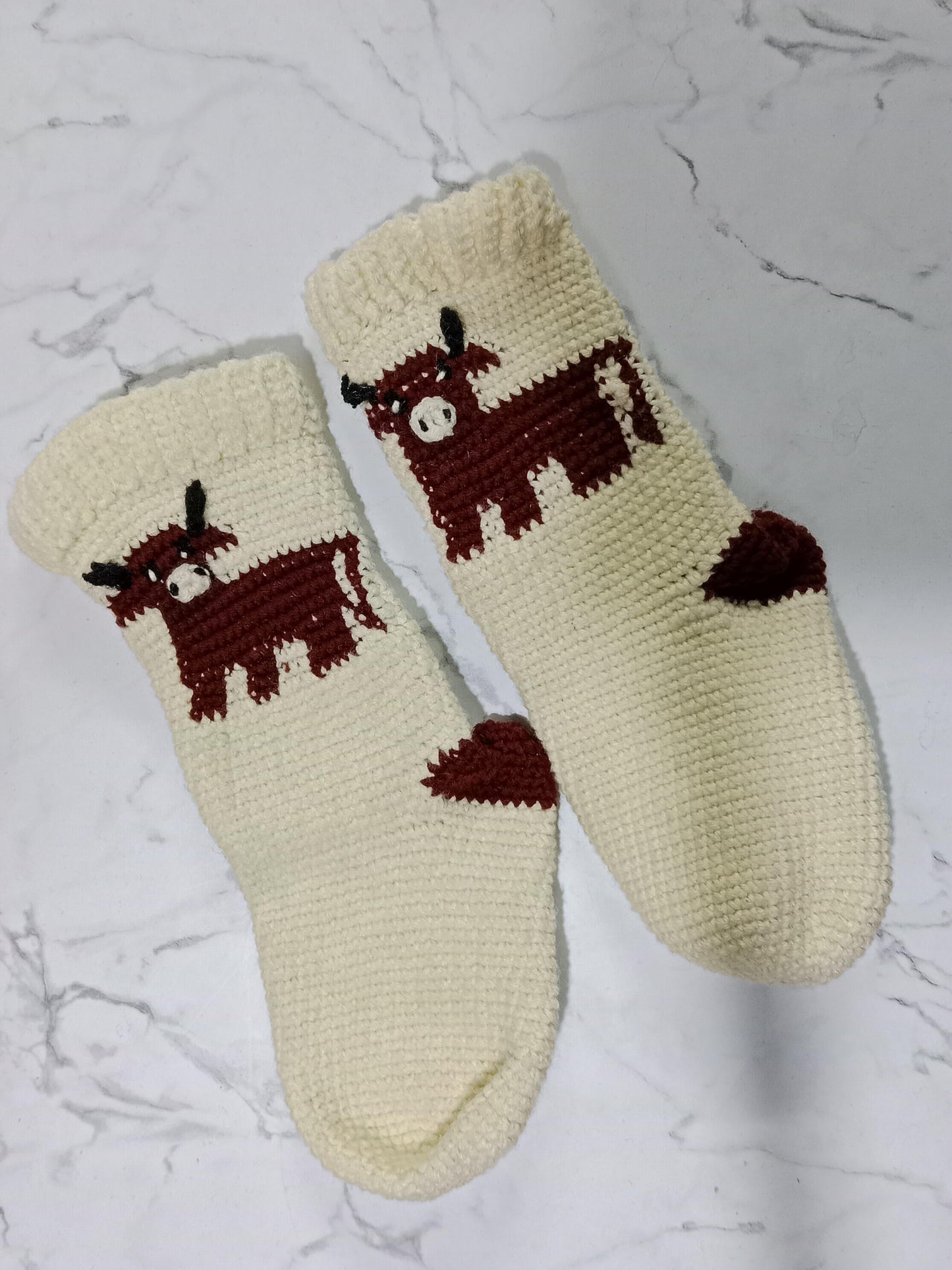 Highland Cow Socks Crochet Pattern